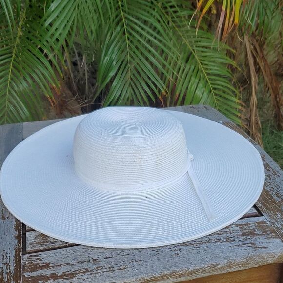 Scala White Wide Brim Sun Hat - Picture 4 of 11